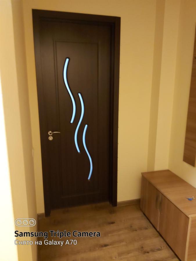 Квартира у моря Махинджаури Экстерьер фото